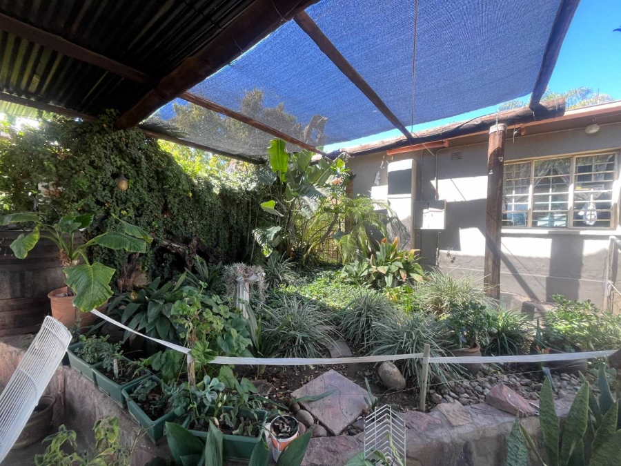 4 Bedroom Property for Sale in Kanoneiland Northern Cape